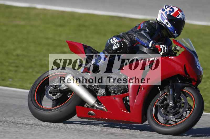 Archiv-2025/02 28.-31.01.2025 Moto Center Thun Jerez/gruen-green/94